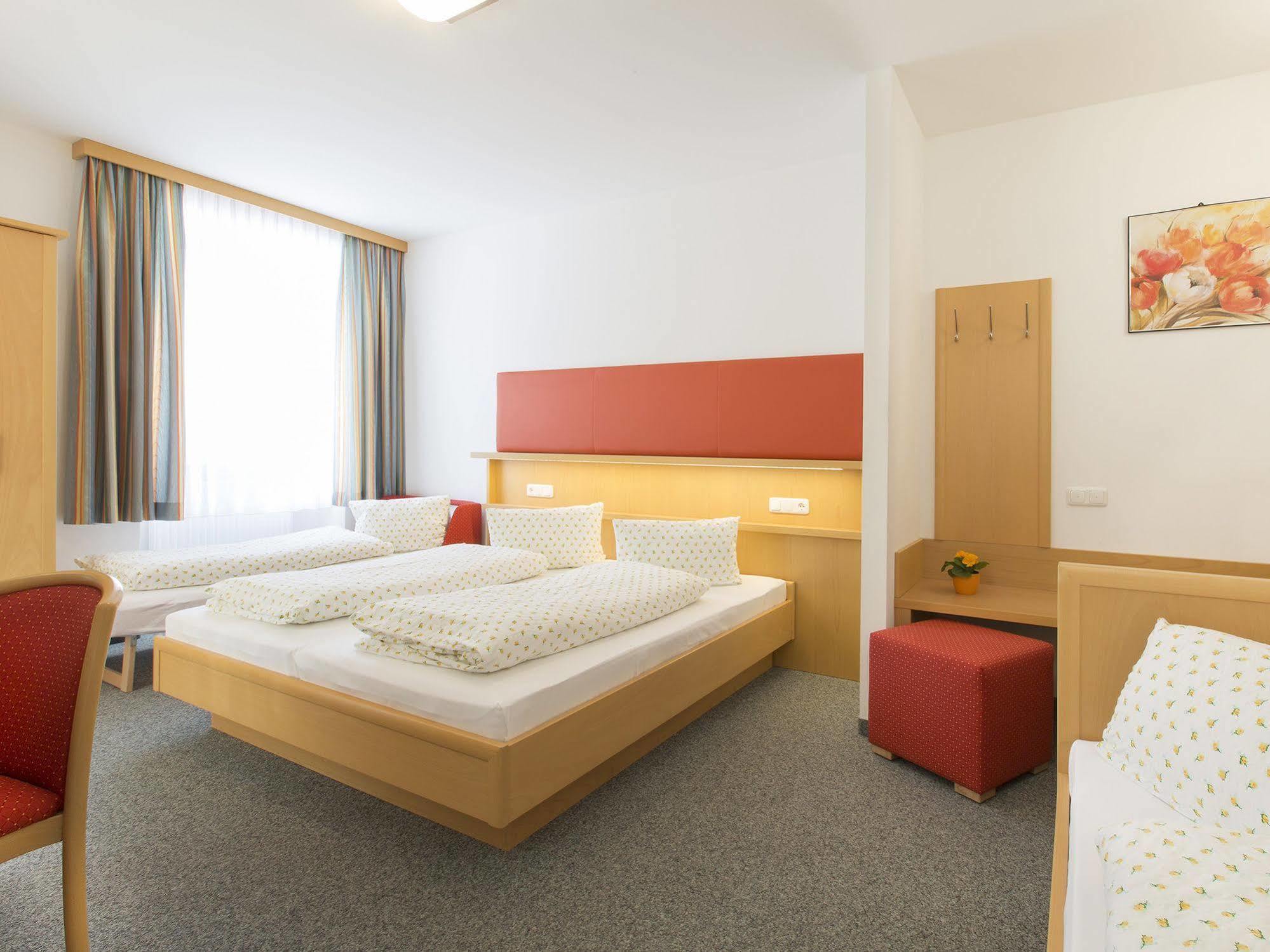 Hotel Gasthof Stefansbruecke Mutters Kültér fotó